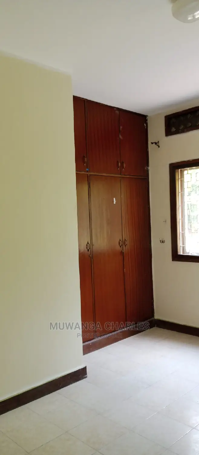 3bdrm Duplex in Fs Properties Ltd, Central Division for Rent in Central Division
