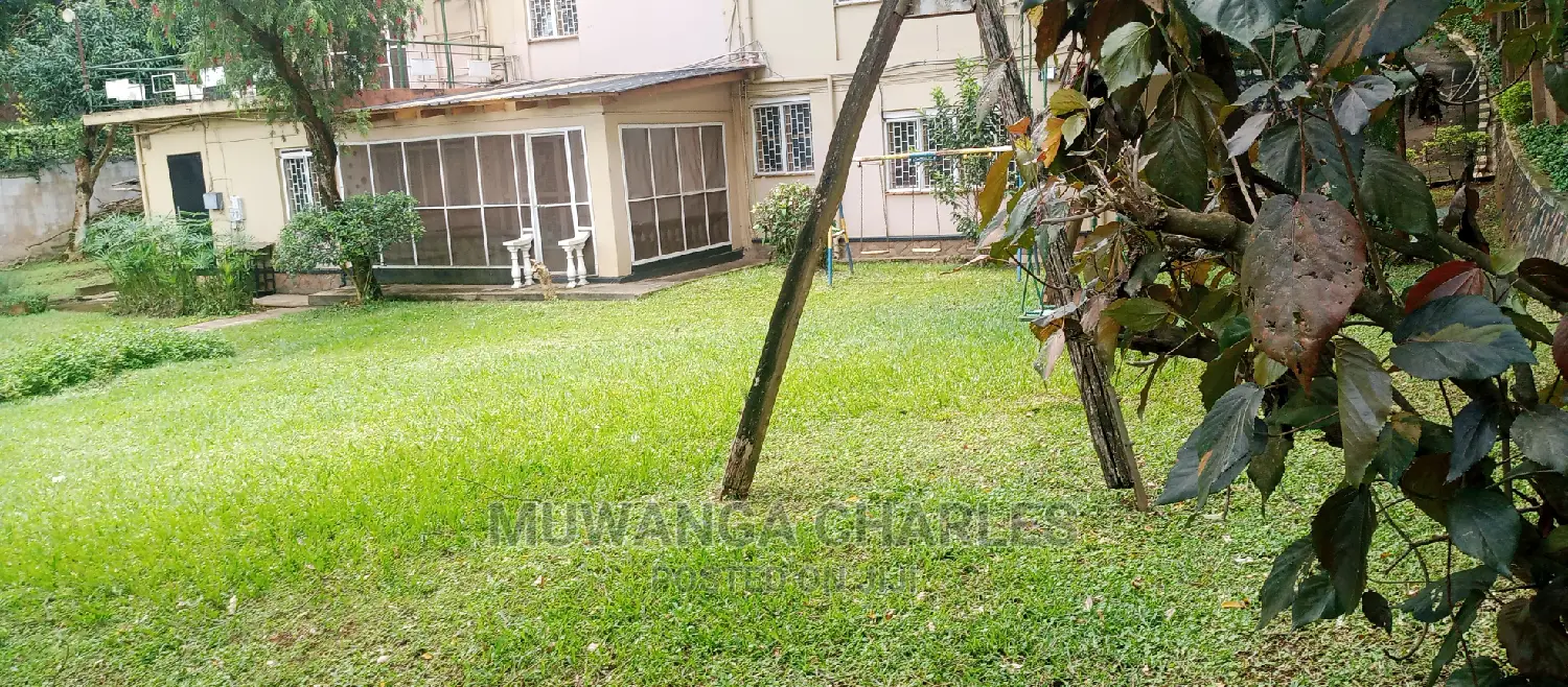 3bdrm Duplex in Fs Properties Ltd, Central Division for Rent in Central Division