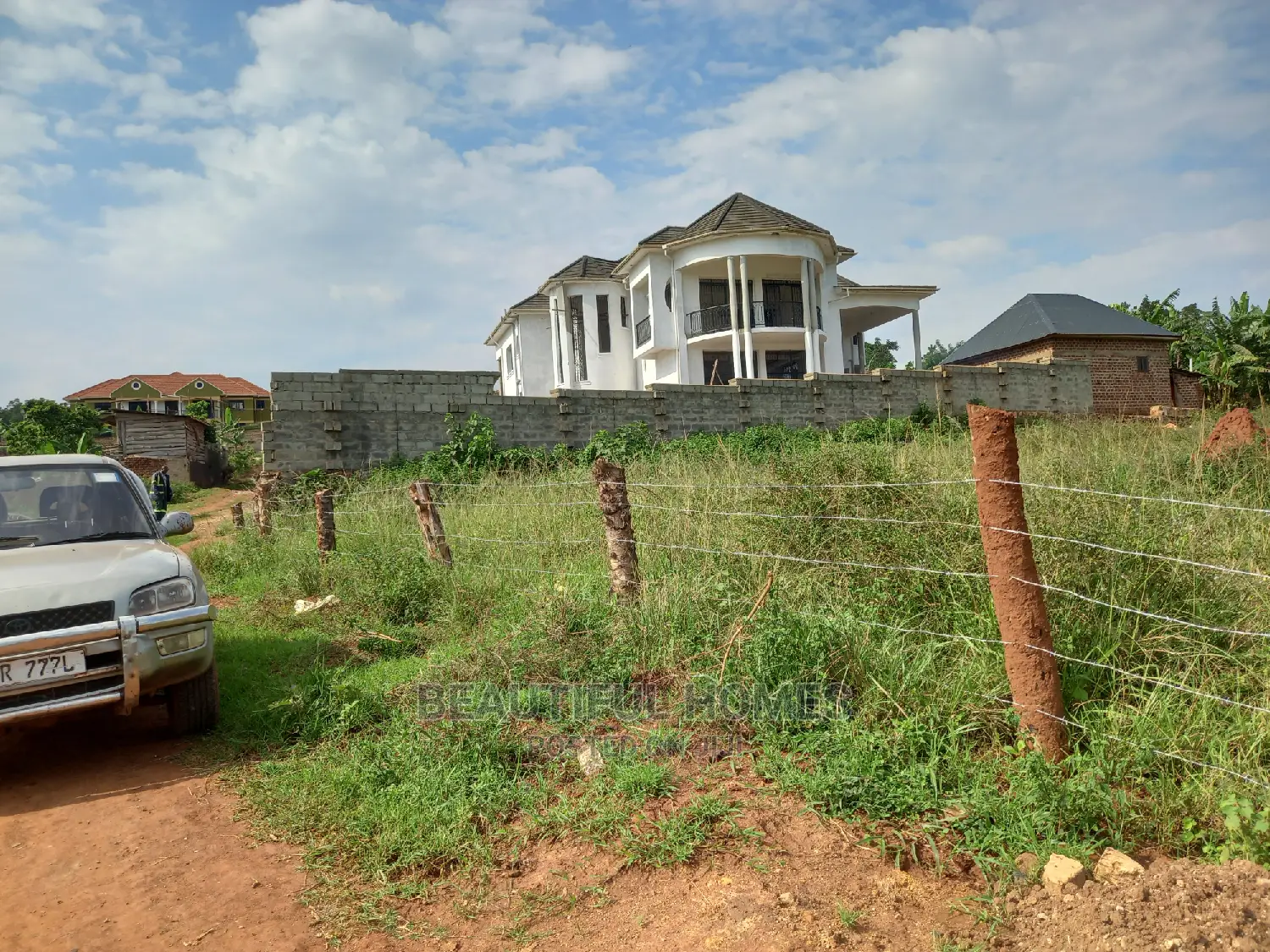 Kira These Two Plots on Sale in Kira