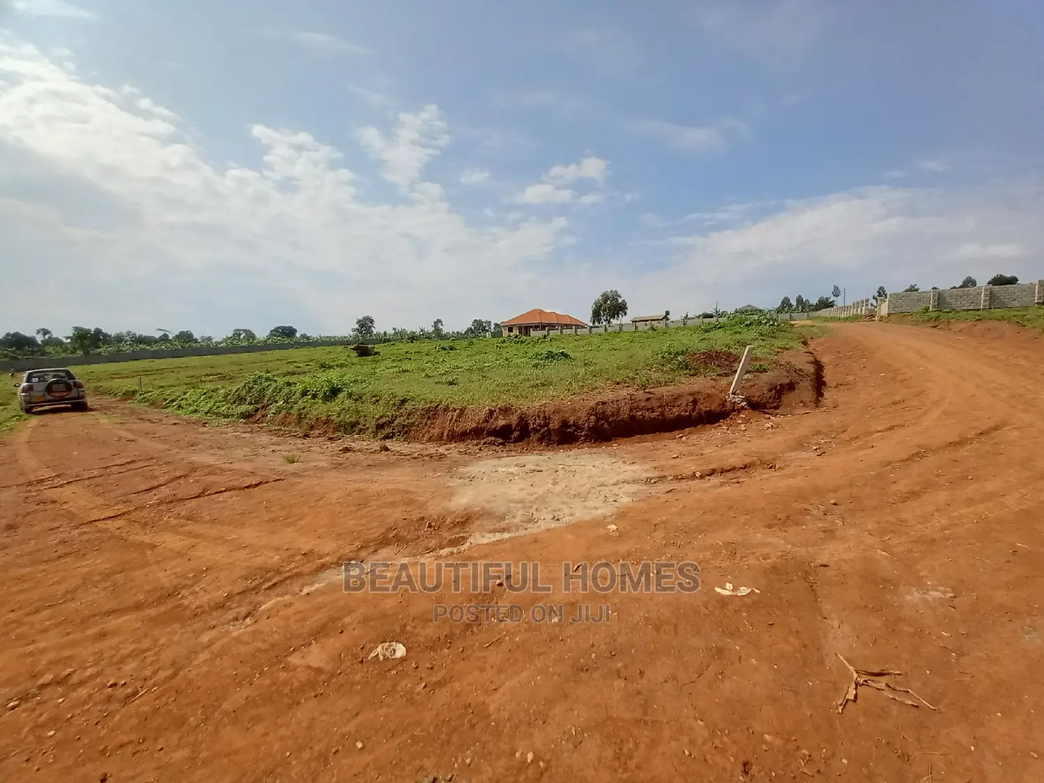 Kasangati 25 Decimals Land With Tarmack Access on Sell in Nangabo
