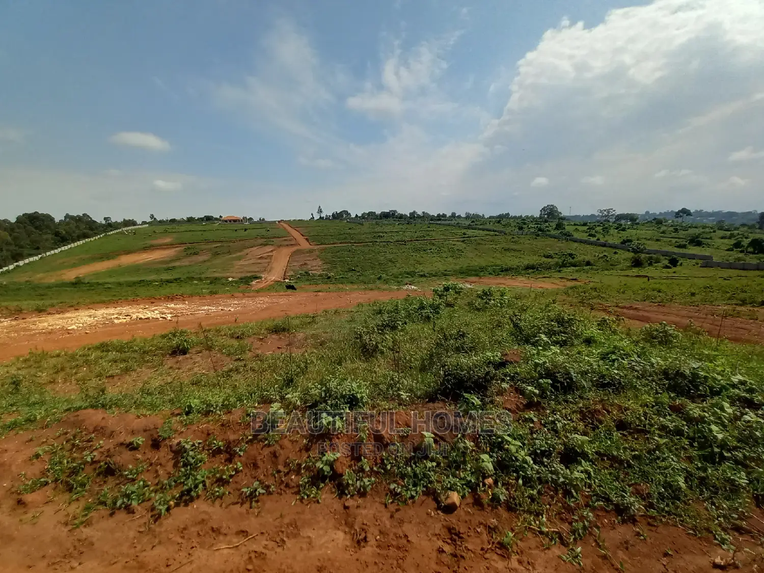 Kasangati 100*100 Secure Gated Estate on Sale in Kira