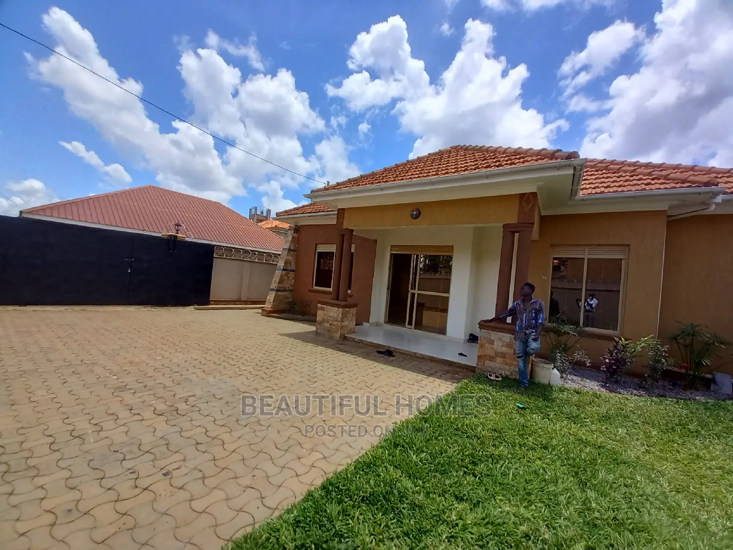 Furnished 4bdrm House in Kira for Sale in Kira