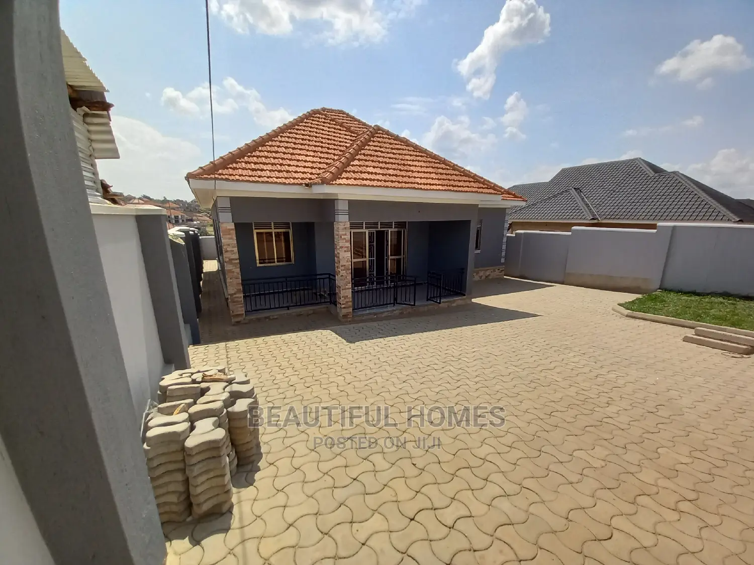 Furnished 4bdrm House in Kira for Sale in Kira