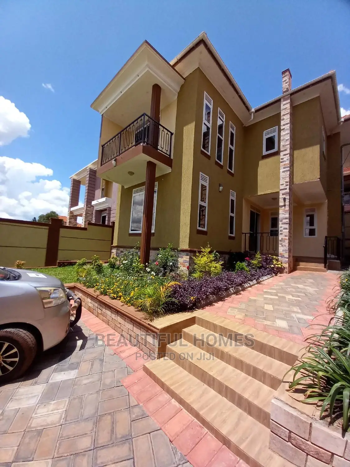Furnished 4bdrm Mansion in Kira for Sale in Kira