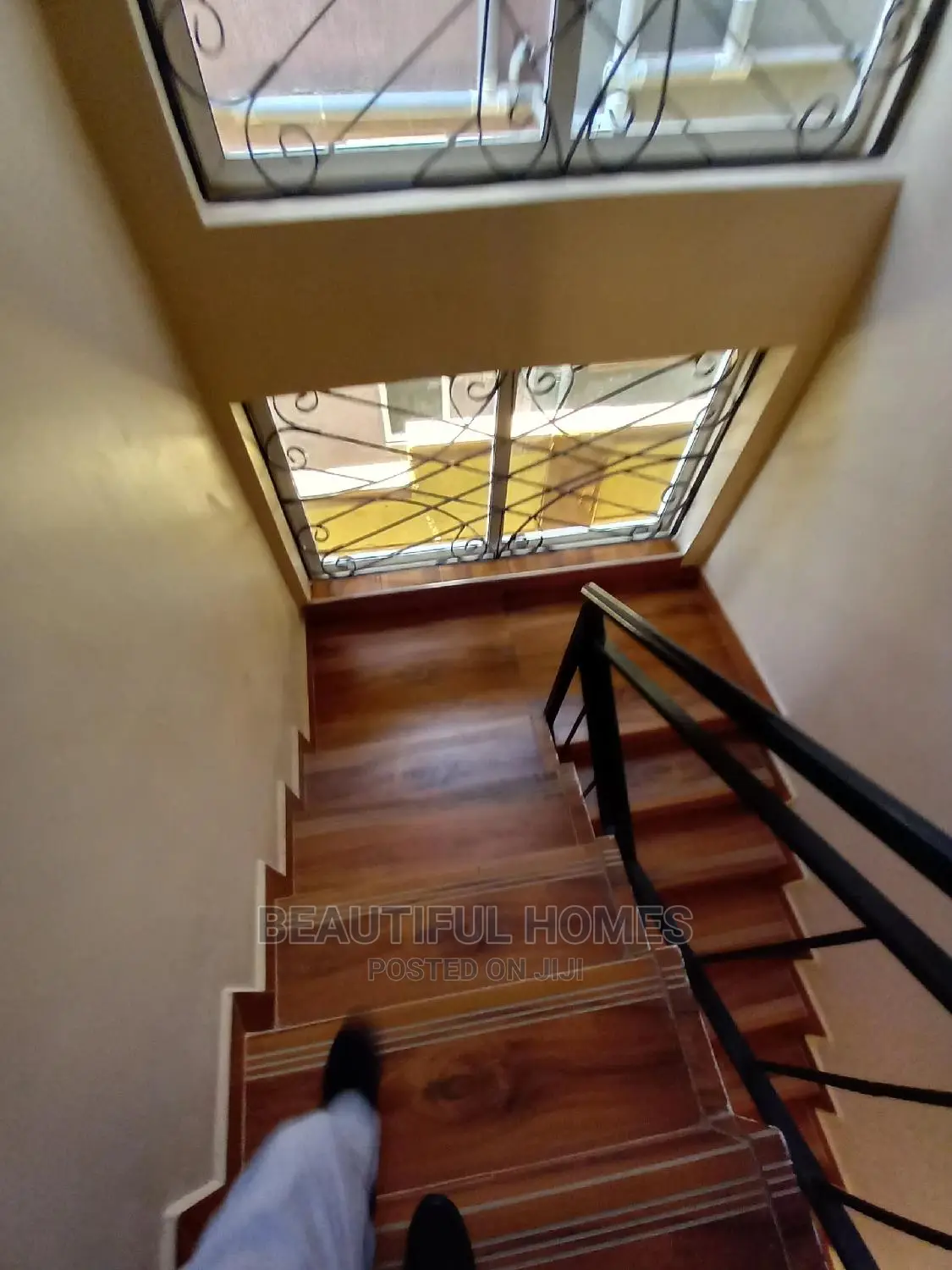 Furnished 4bdrm Mansion in Kira for Sale in Kira