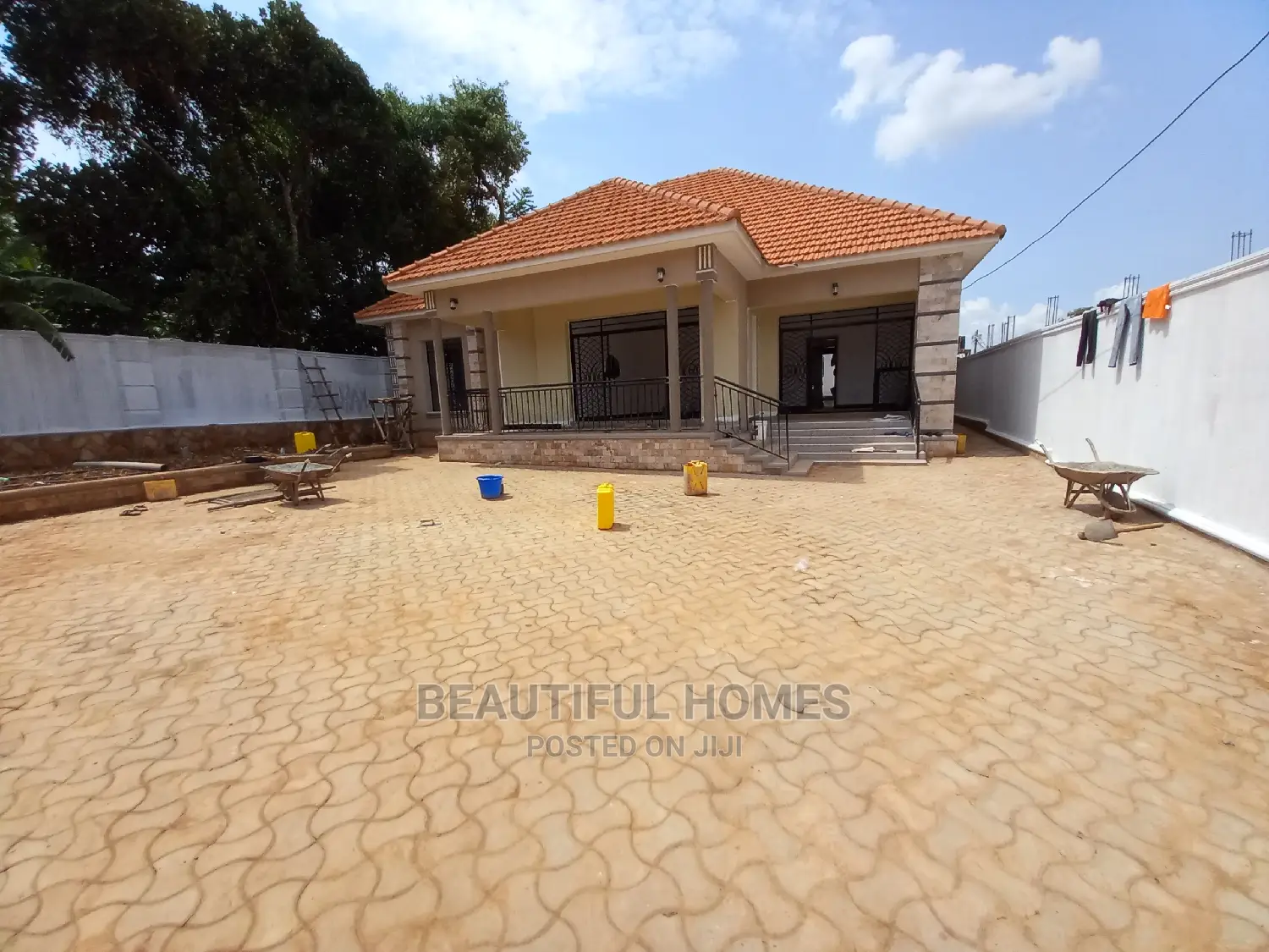 Furnished 4bdrm House in Kira for Sale in Kira