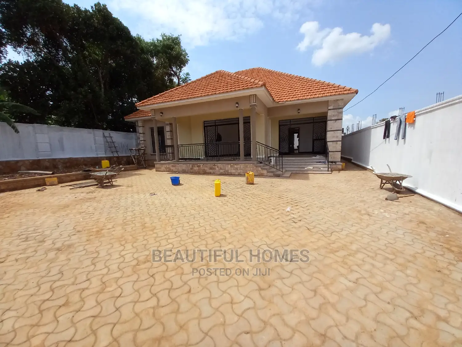Furnished 4bdrm House in Kira for Sale in Kira