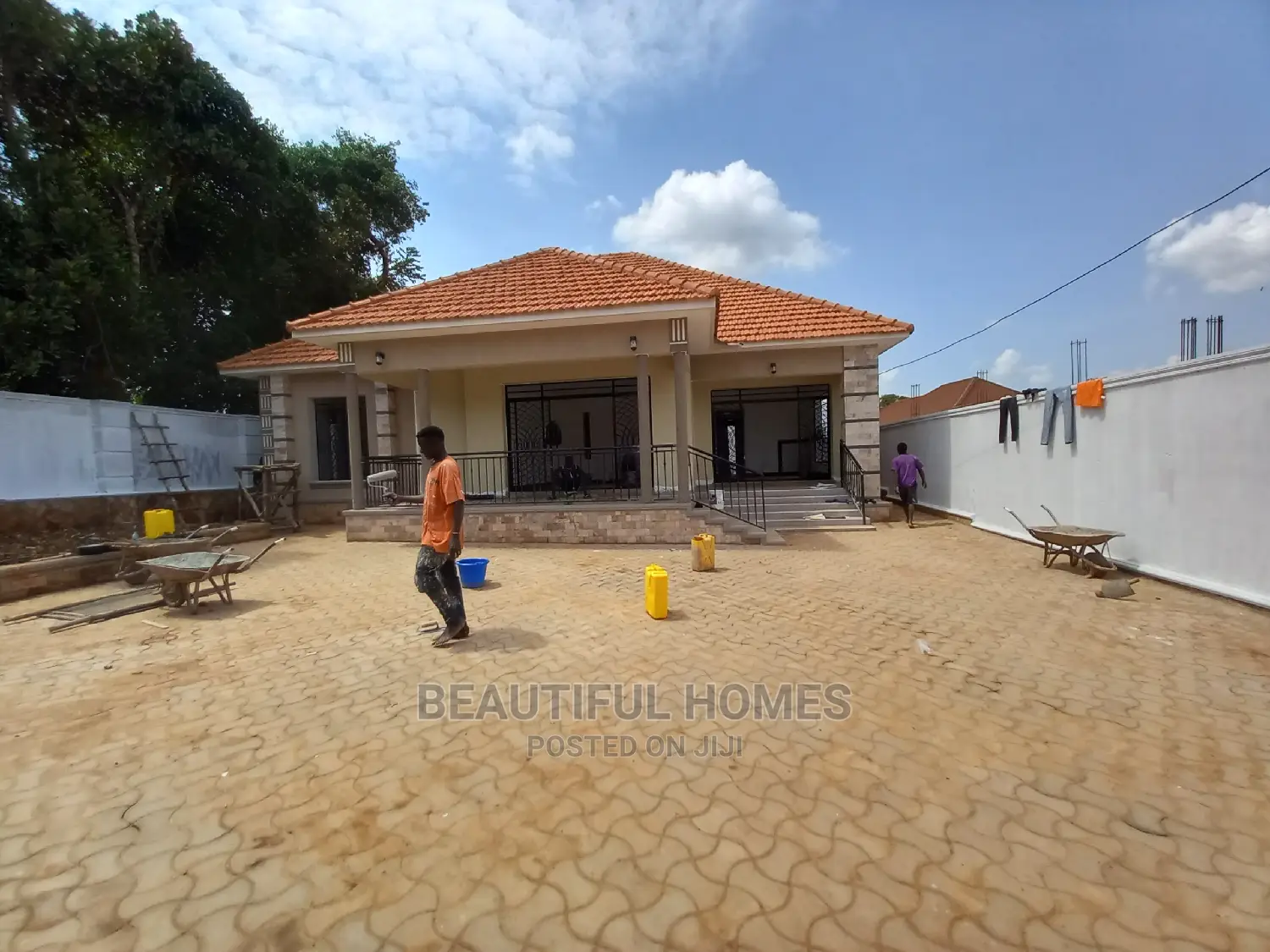 Furnished 4bdrm House in Kira for Sale in Kira