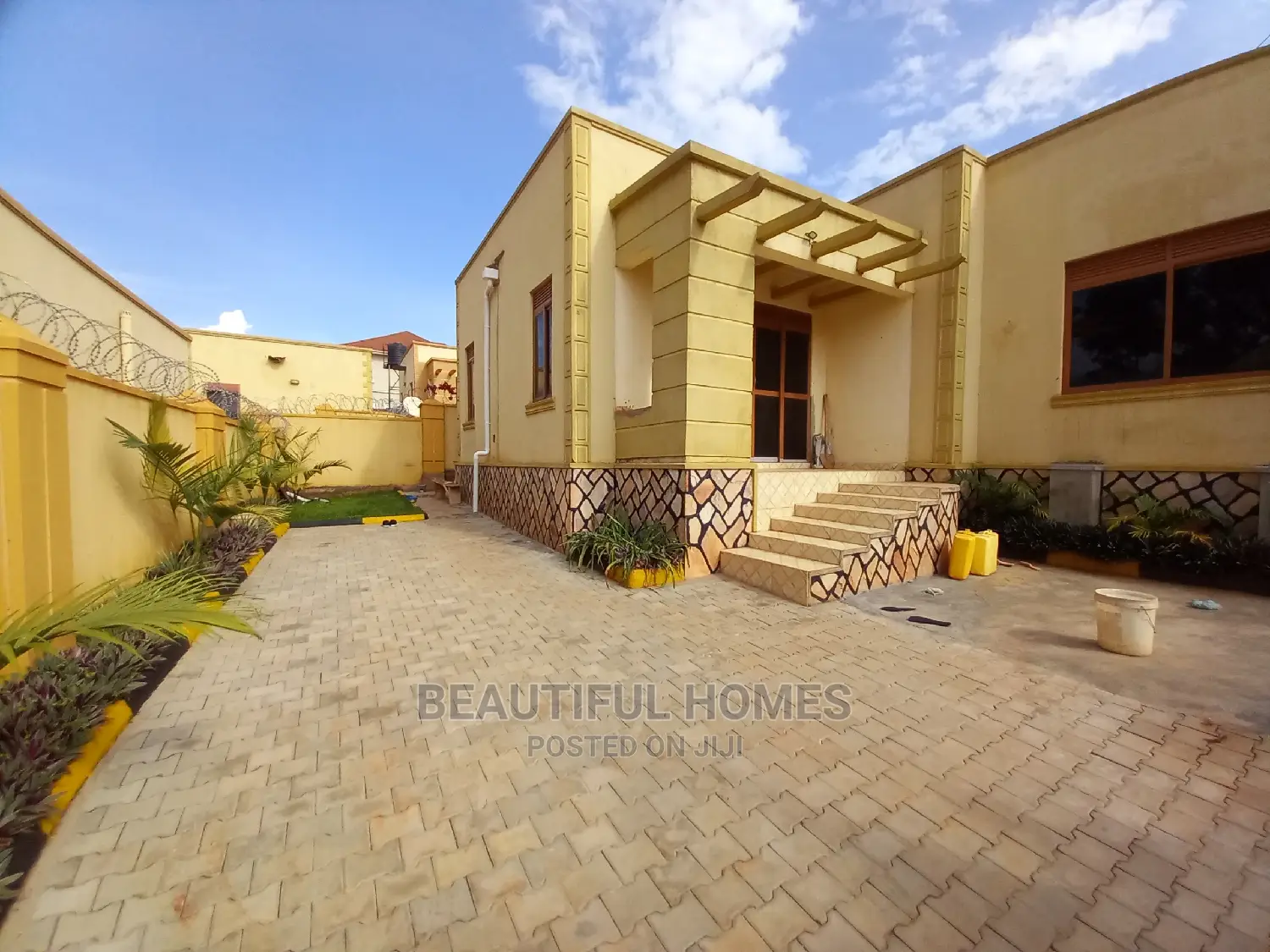 Furnished 3bdrm House in Kira for Sale in Kira