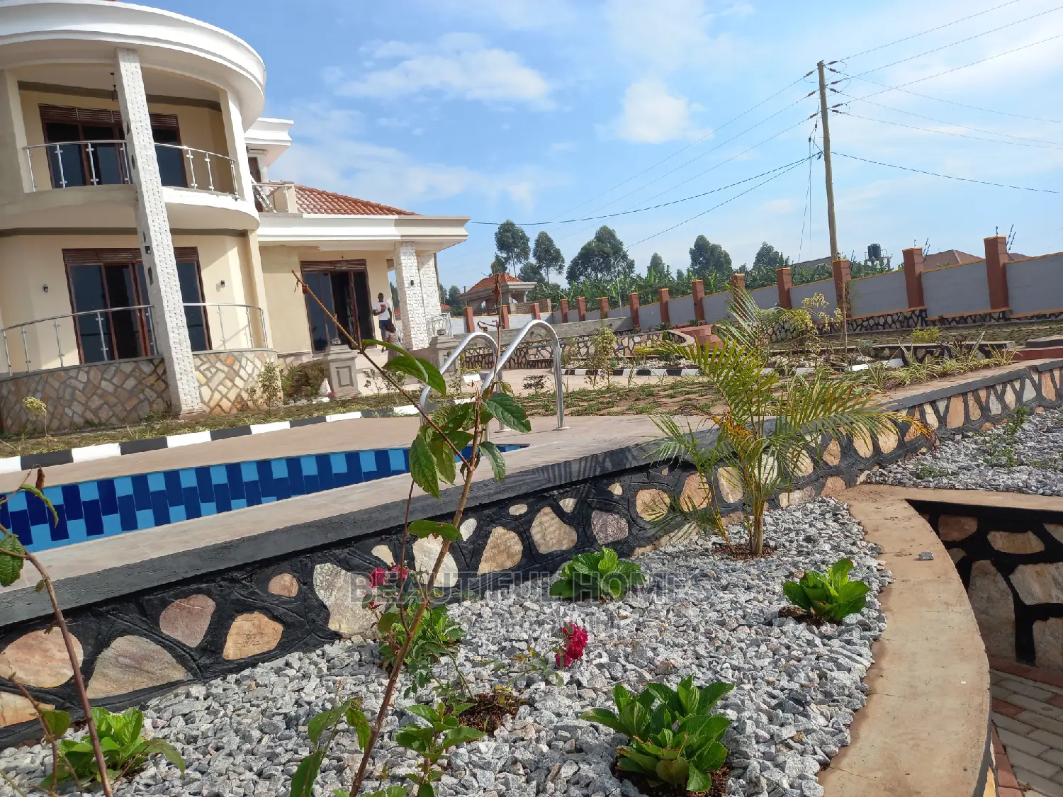 Furnished 5bdrm Mansion in Kasangati, Nangabo for Sale in Nangabo