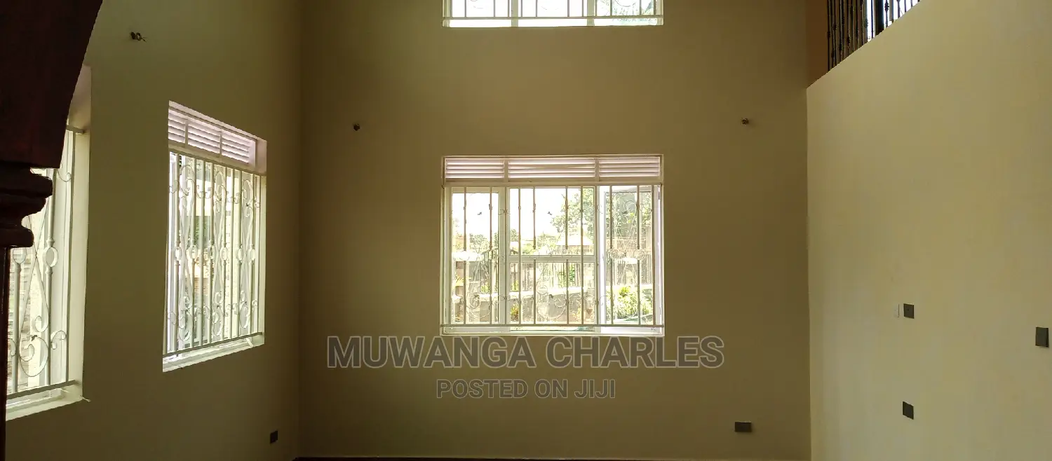 Furnished 4bdrm Duplex in Fs Properties Ltd, Central Division for Sale in Central Division