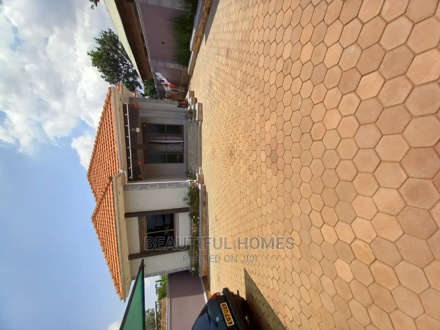 Furnished 4bdrm House in Kira for Sale in Kira