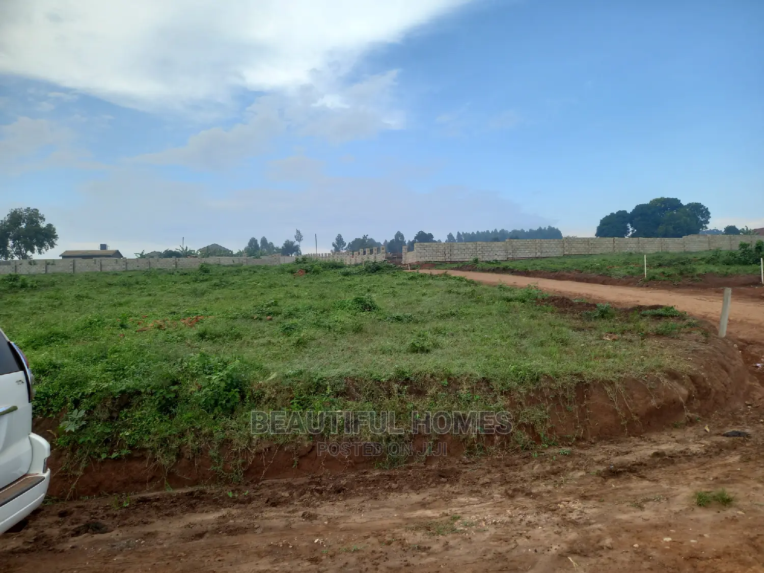 Kasangati 100*100 Awesome Land on Sell in Kira