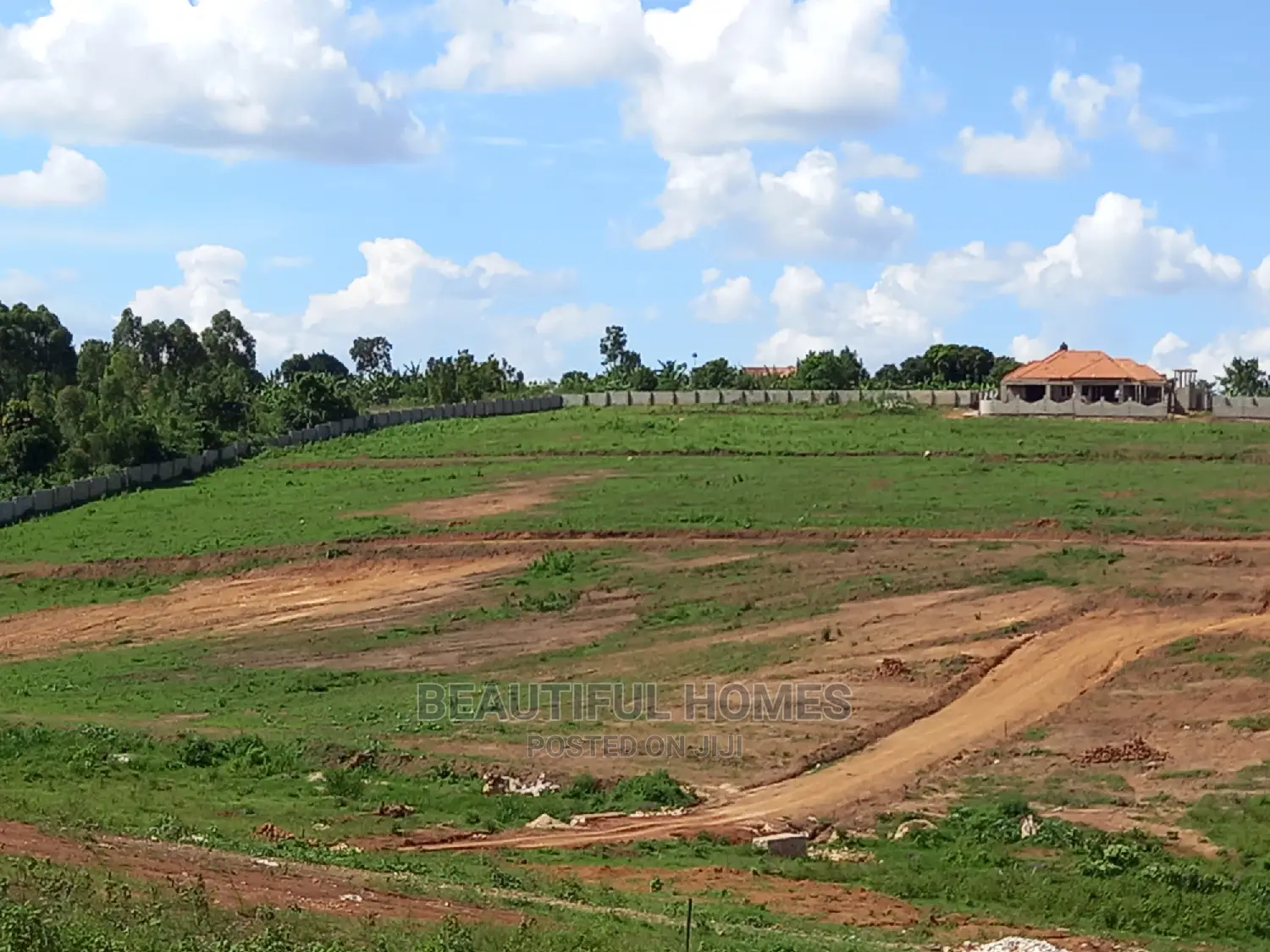 Kasangati 100*100 Gated Estate Spendid Land on Sale in Kira