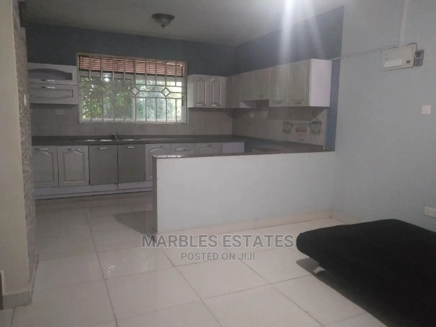 3bdrm Townhouse/Terrace in Kololo, Central Division for Rent in Central Division