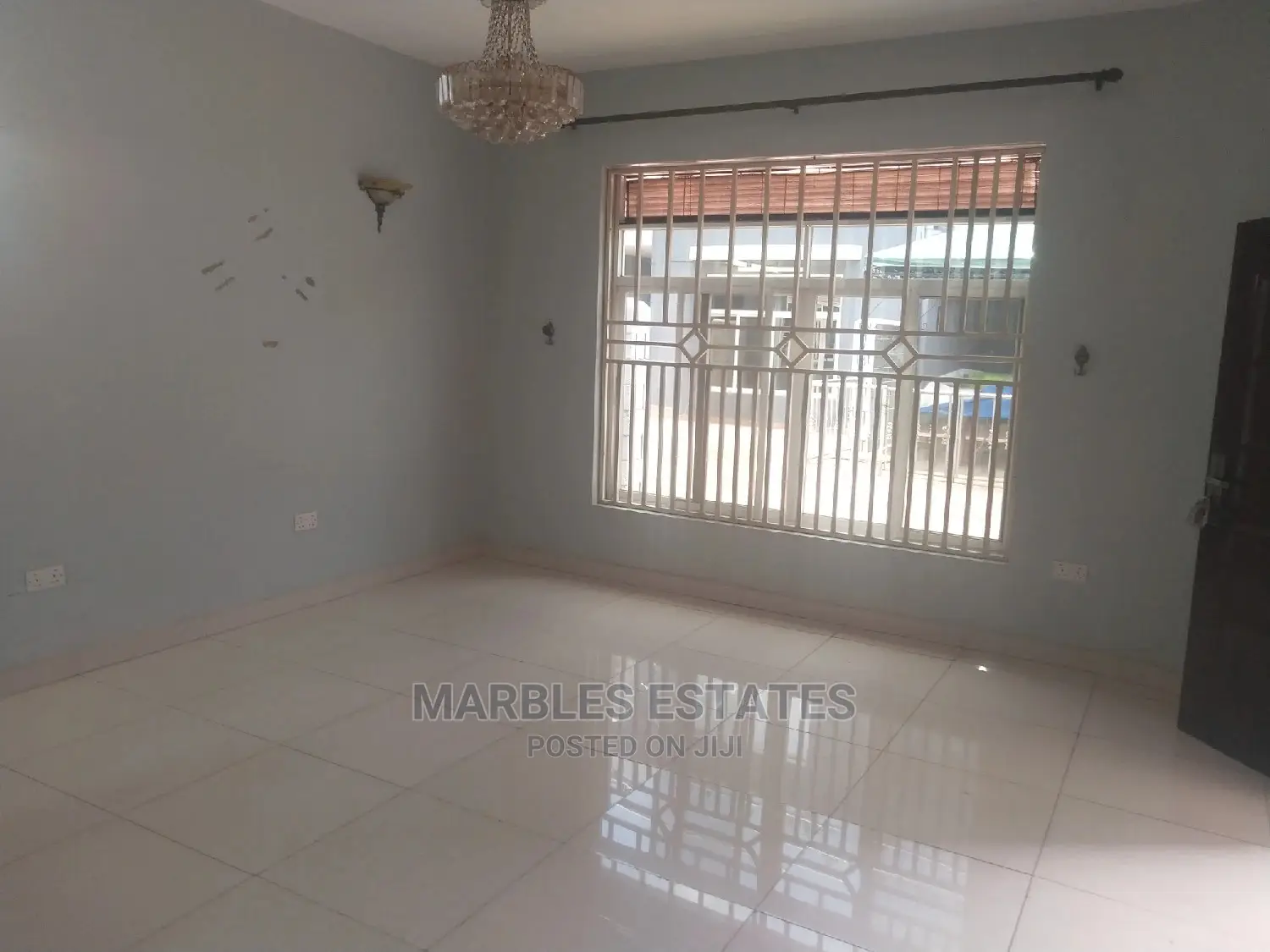 3bdrm Townhouse/Terrace in Kololo, Central Division for Rent in Central Division
