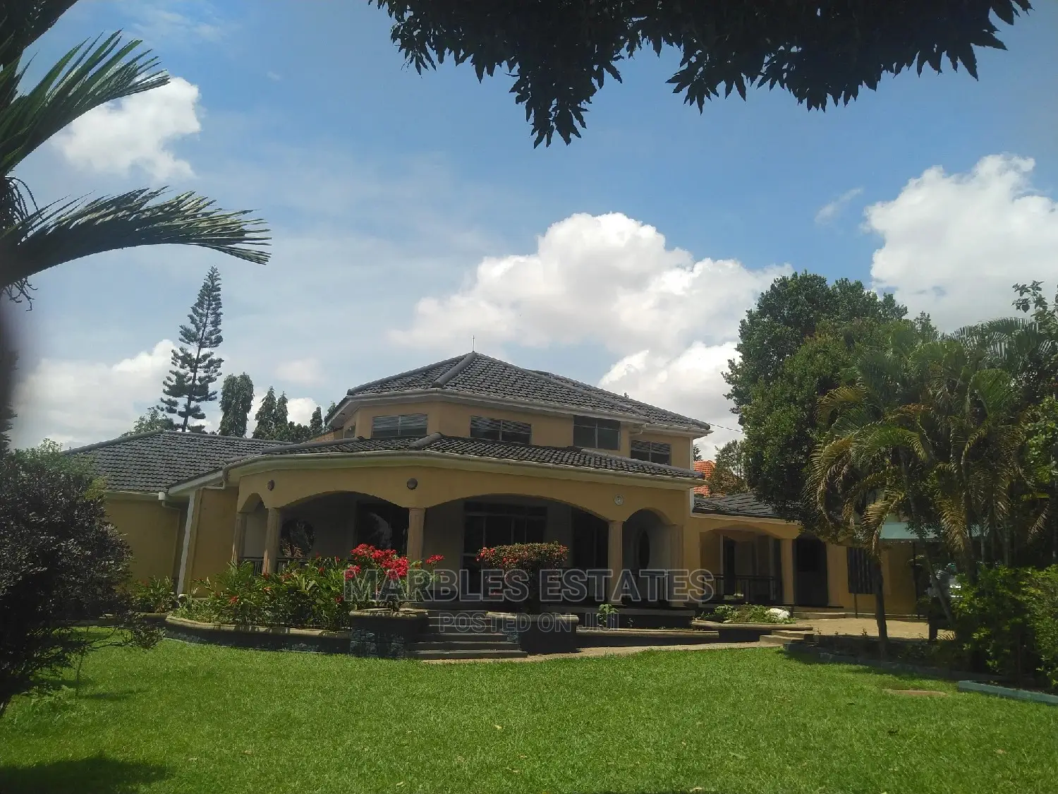4bdrm Bungalow in Naguru, Central Division for rent in Central Division