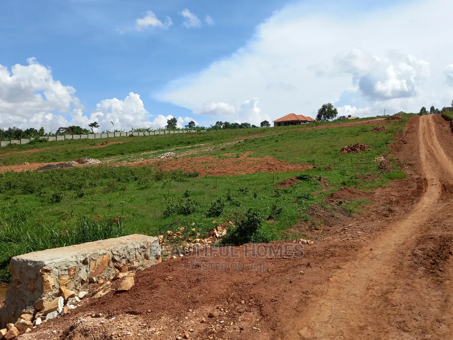 Kasangati 25 Decimals on the Hill on Sell in Kira