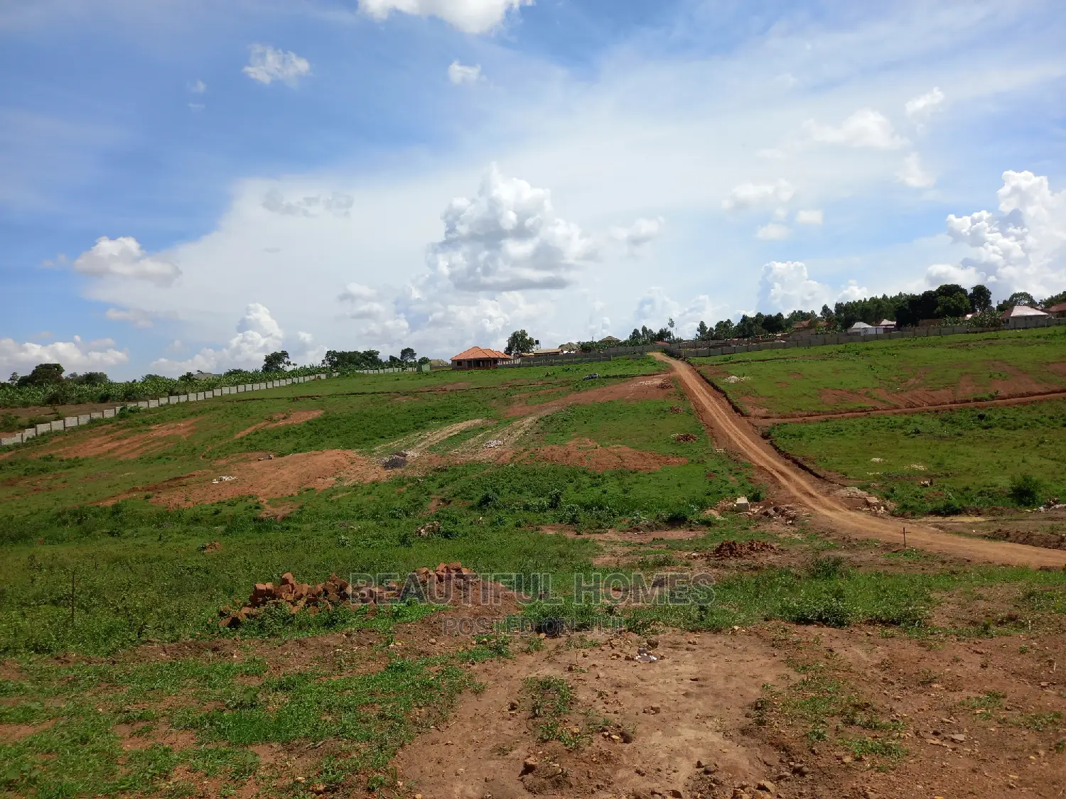 Kasangati 25 Decimals in Tarmacked Neighborhhod on Sale in Nangabo
