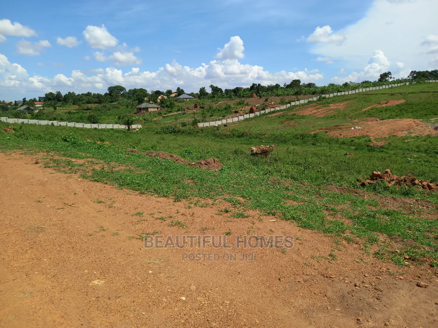 100*100 in Kasangati Posh Fenced Estate for Sell in Nangabo