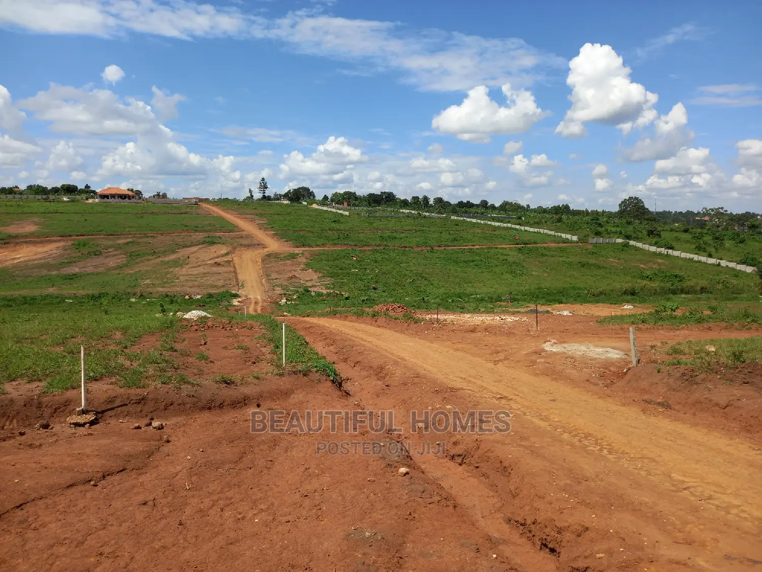 100*100 in Gated Estate of Kasangati for Quicksell in Kira