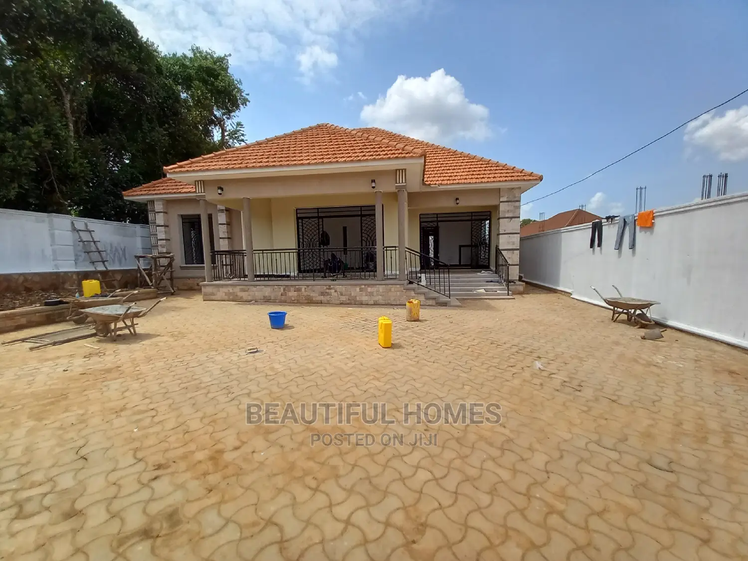 Furnished 4bdrm House in Kira for Sale in Kira