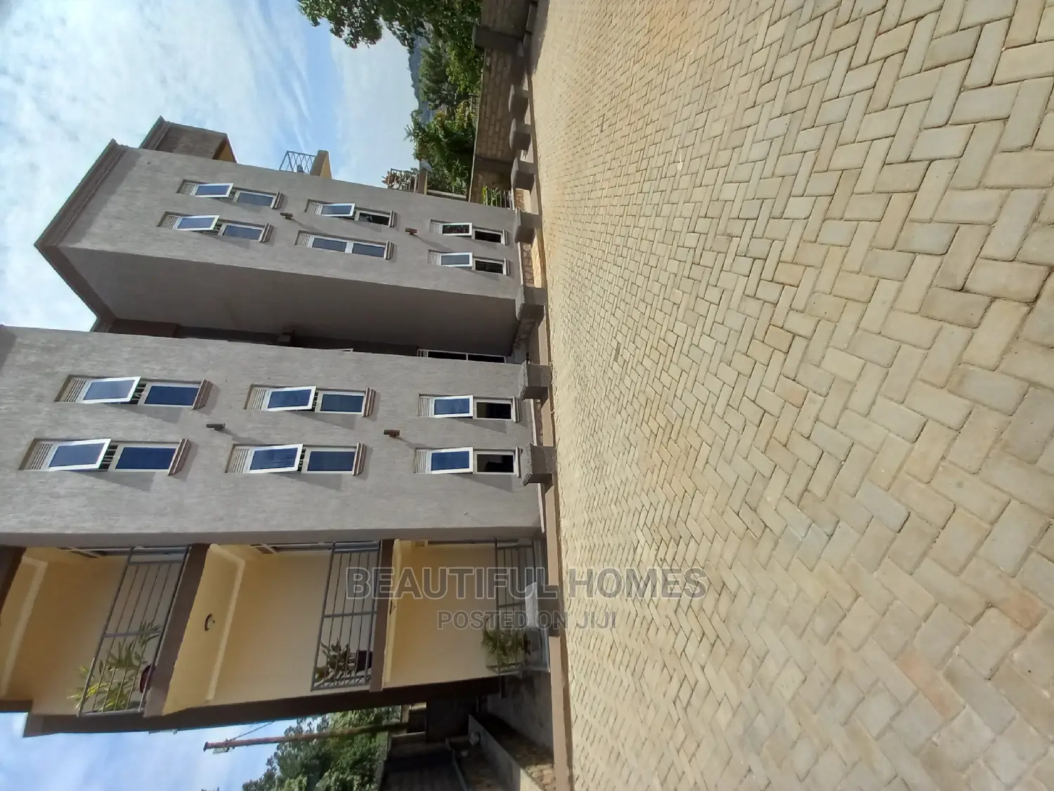 Furnished 2bdrm Apartment in Bunga, Makindye for Sale in Makindye