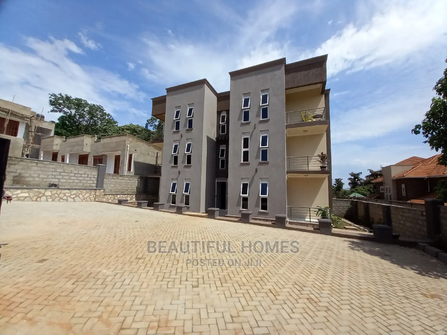 Furnished 2bdrm Apartment in Bunga, Makindye for Sale in Makindye