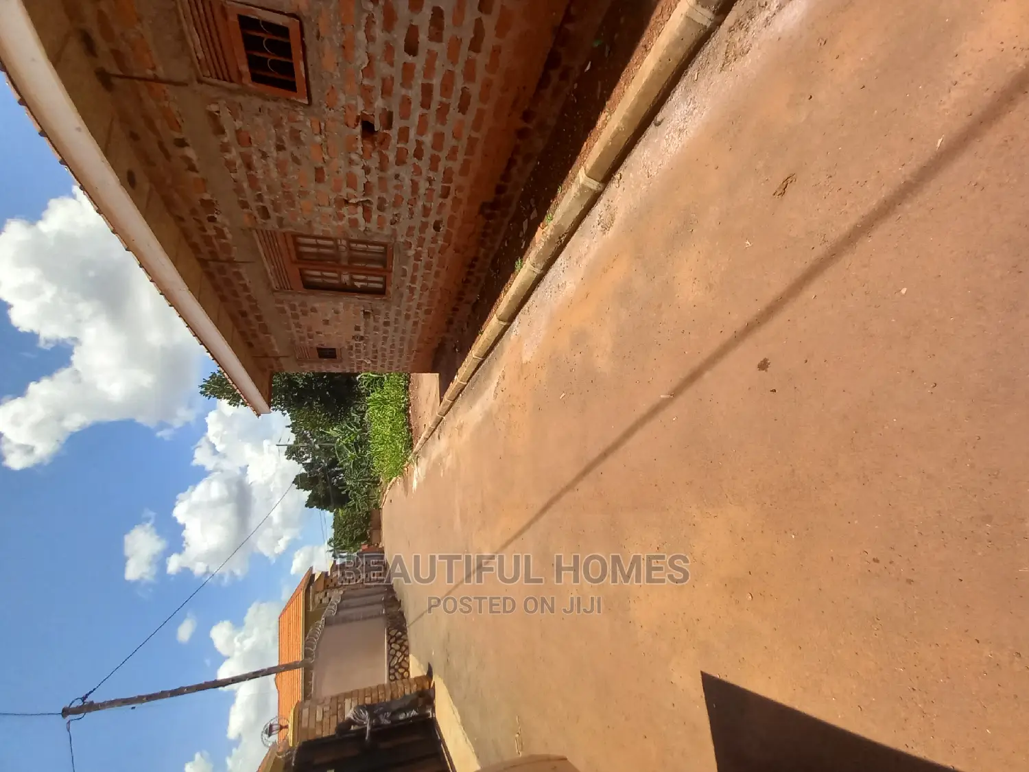 Furnished 4bdrm House in Kira for Sale in Kira