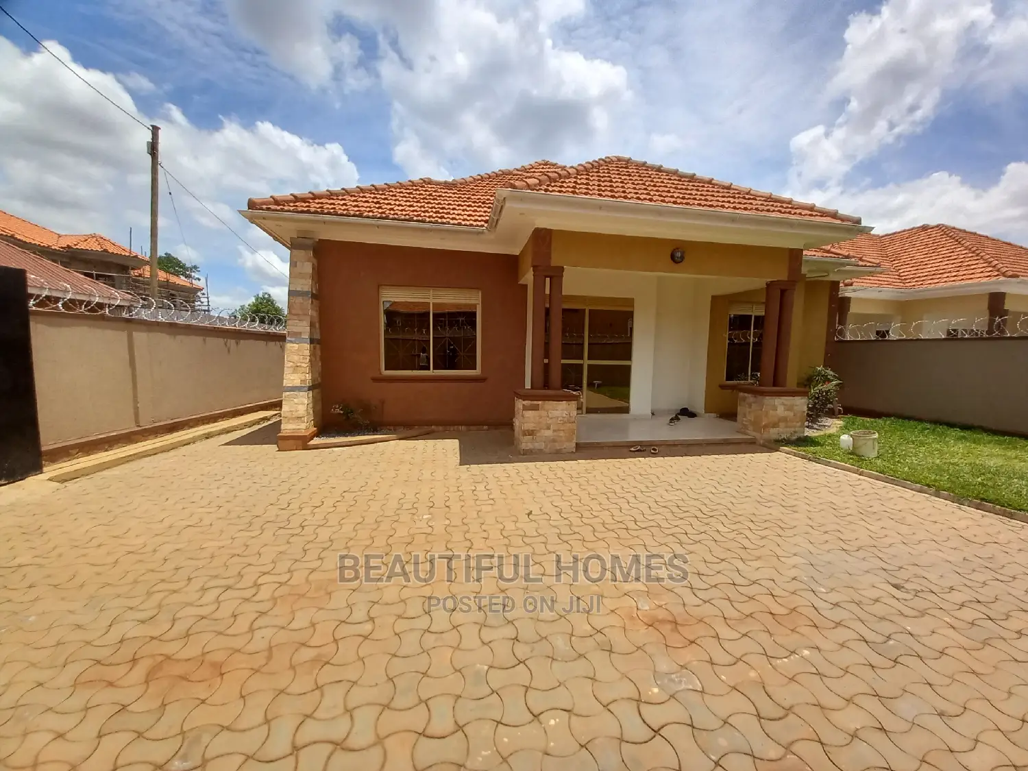 Furnished 4bdrm House in Kira for Sale in Kira