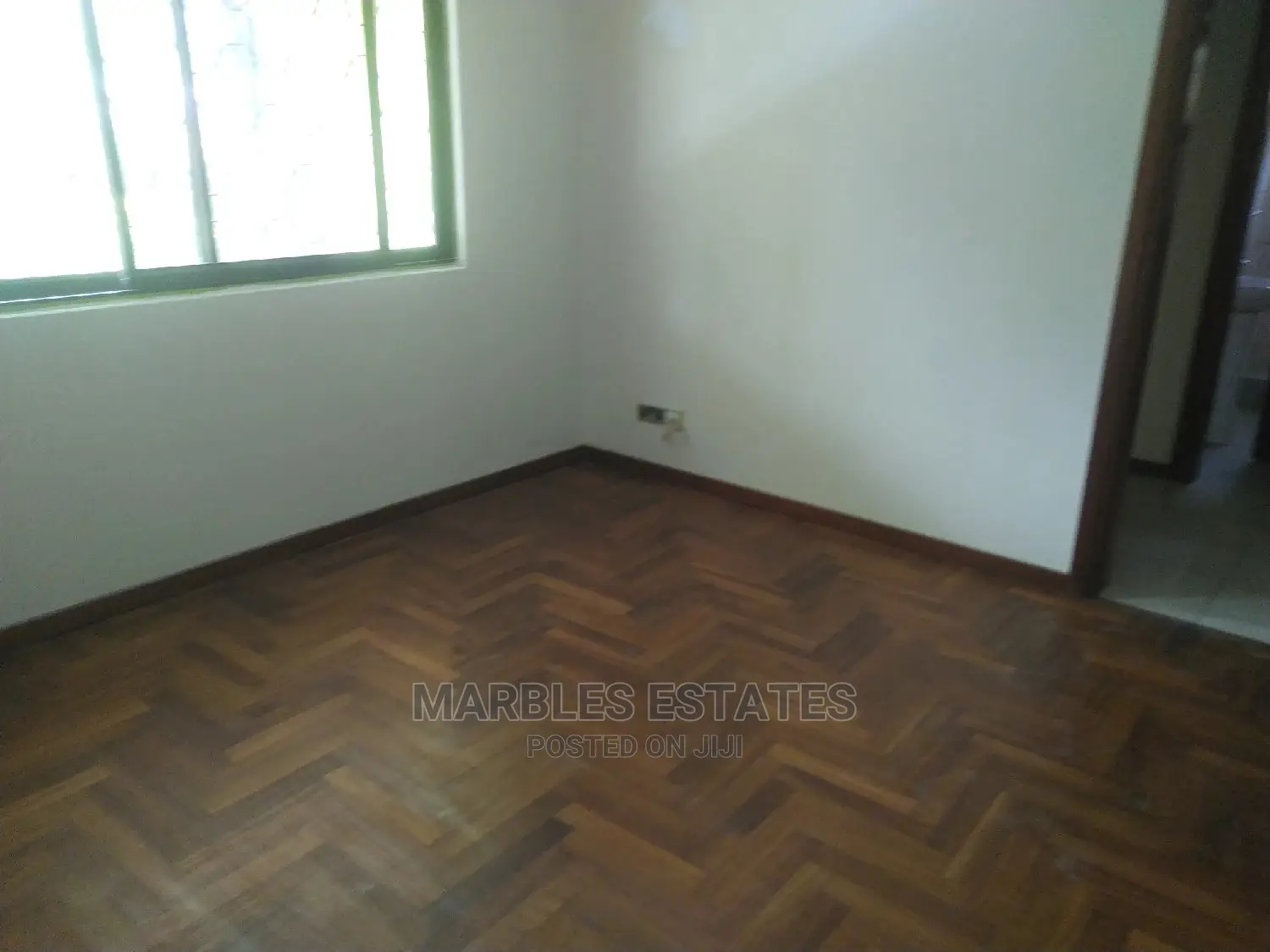 4bdrm Bungalow in Kololo, Central Division for Rent in Central Division