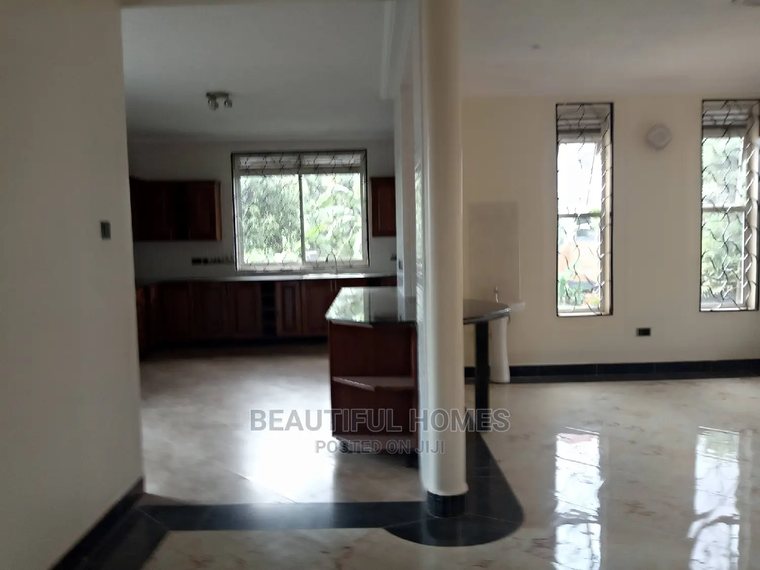 Furnished 6bdrm Mansion in Naalya, Central Division for Sale in Central Division