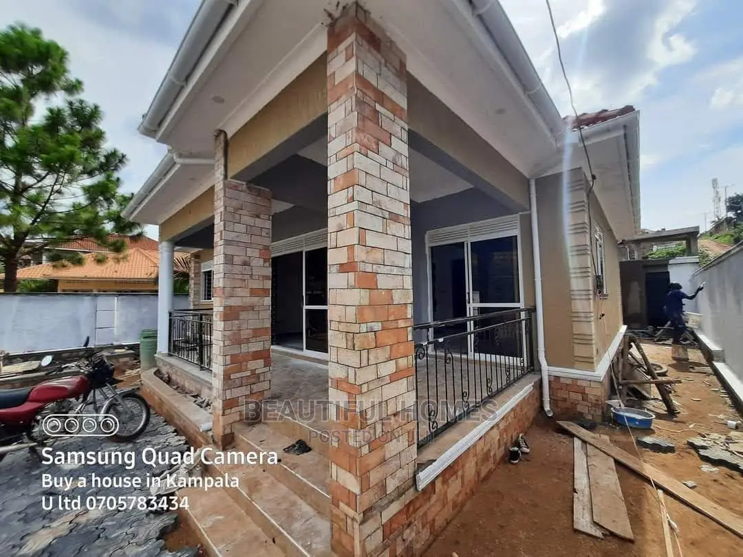 Furnished 4bdrm House in Kira for Sale in Kira