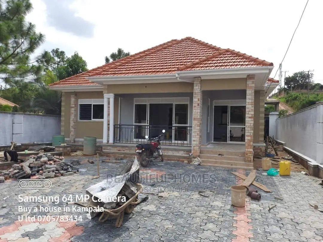 Furnished 4bdrm House in Kira for Sale in Kira