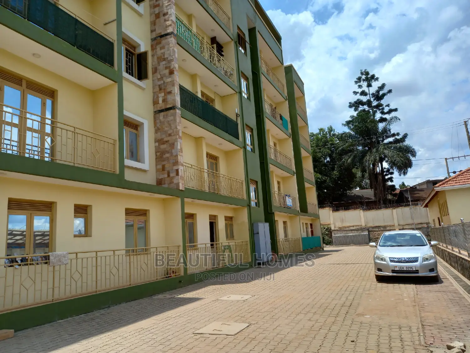 Furnished 2bdrm Condo in Bukoto, Central Division for Sale in Central Division