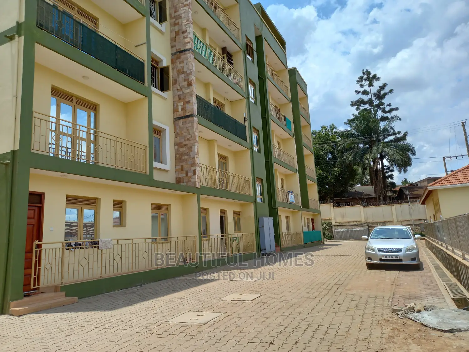 Furnished 2bdrm Condo in Bukoto, Central Division for Sale in Central Division