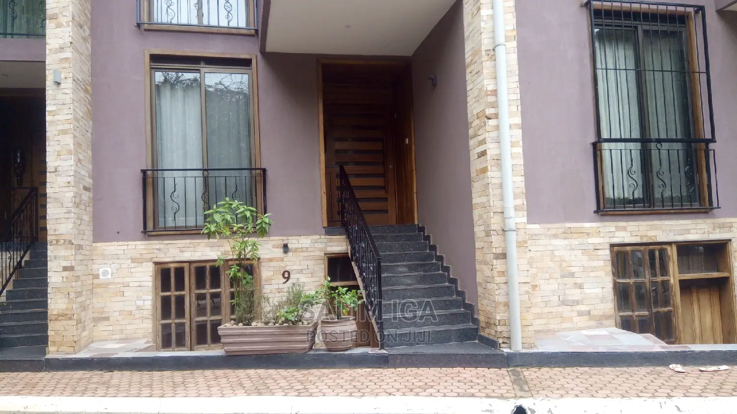 Furnished 2bdrm Townhouse in Kololo Property, Central Division in Central Division