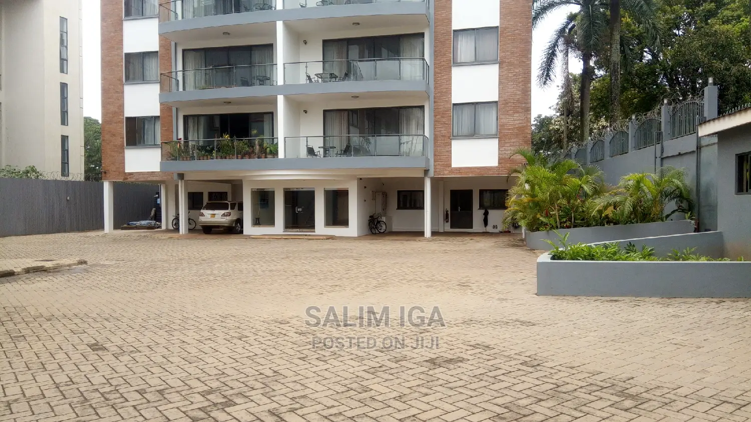 Furnished 3bdrm Block of Flats in Kololo Property, Central Division in Central Division