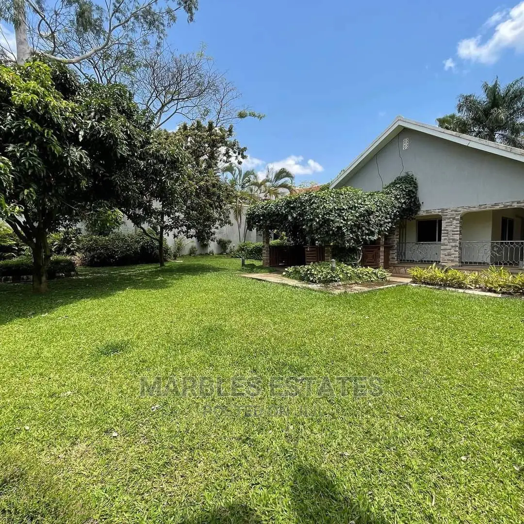 6bdrm Bungalow in Bugolobi, Central Division for Rent in Central Division