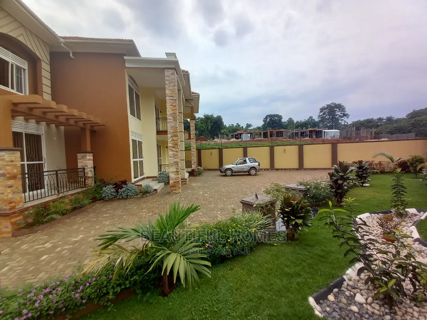 Furnished 7bdrm Mansion in Kiwatule Bidandi, Nakawa for Sale in Nakawa
