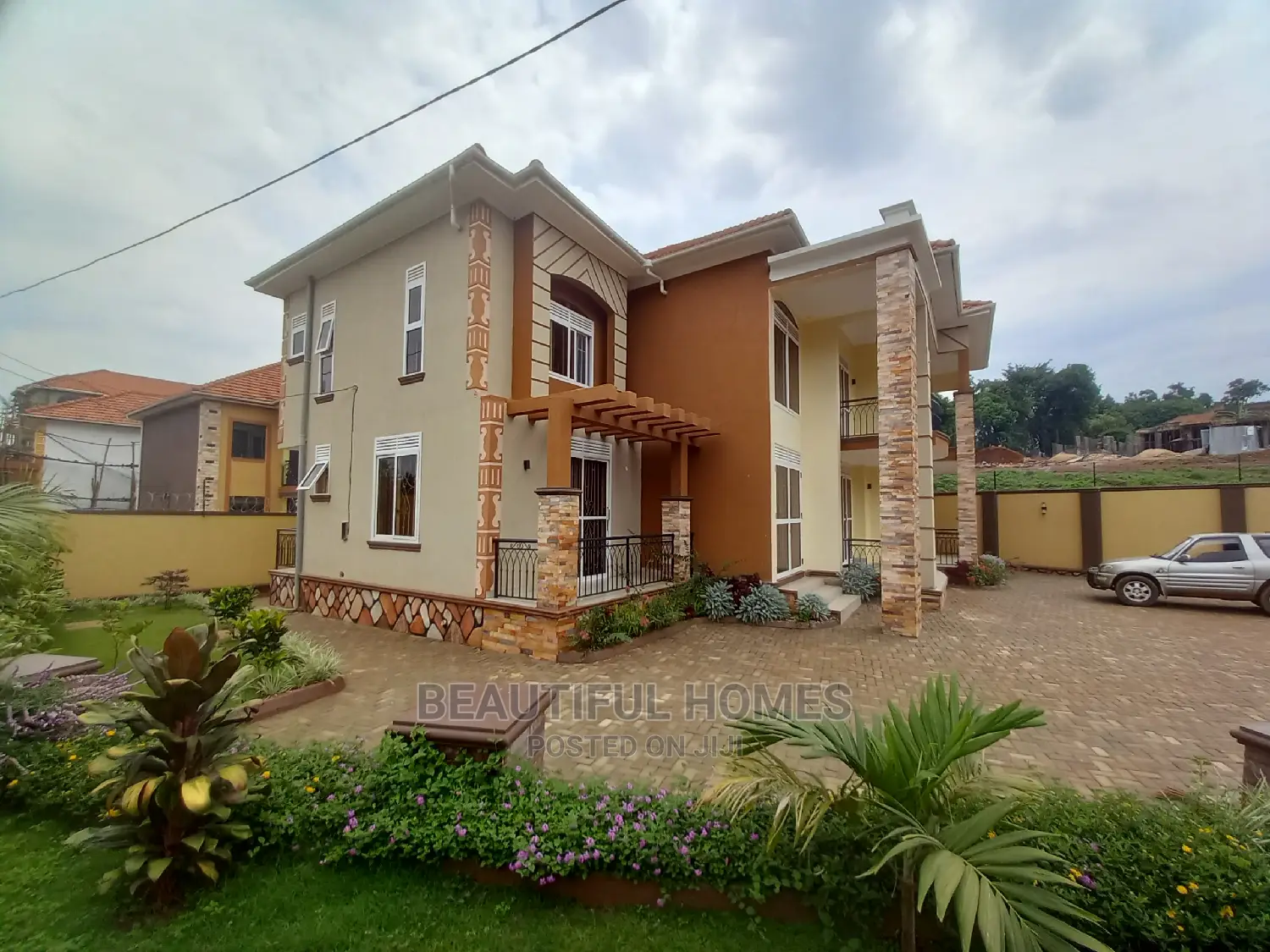 Furnished 7bdrm Mansion in Kiwatule Bidandi, Nakawa for Sale in Nakawa