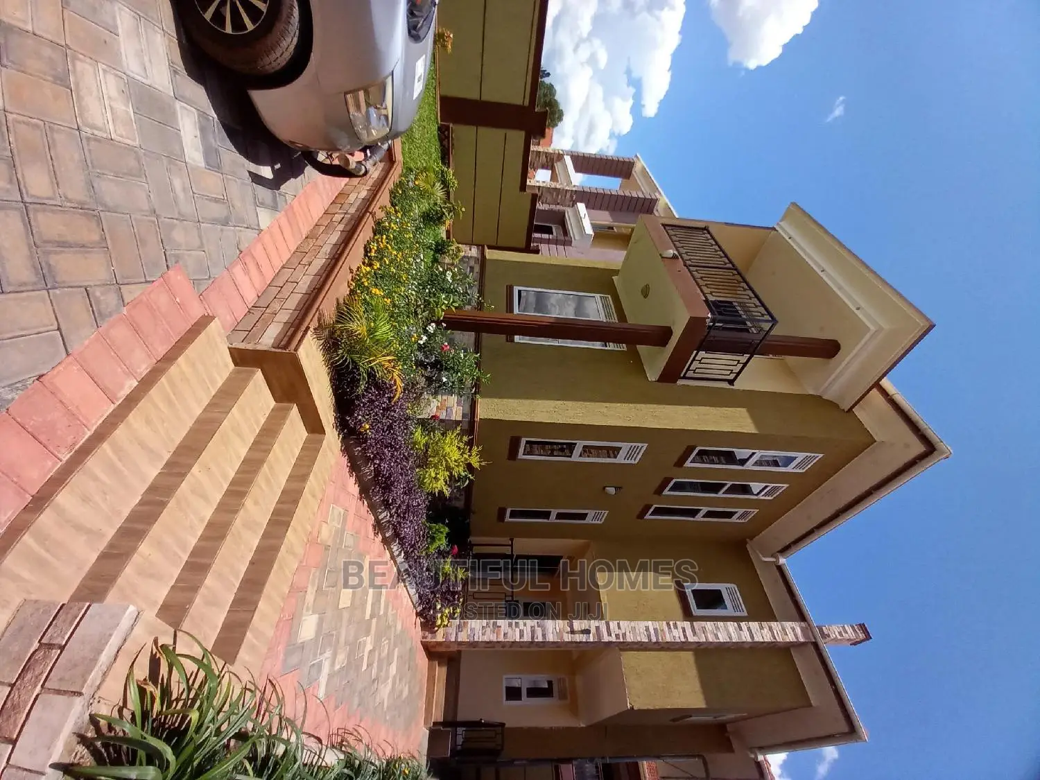 Furnished 4bdrm Duplex in Kira for Sale in Kira