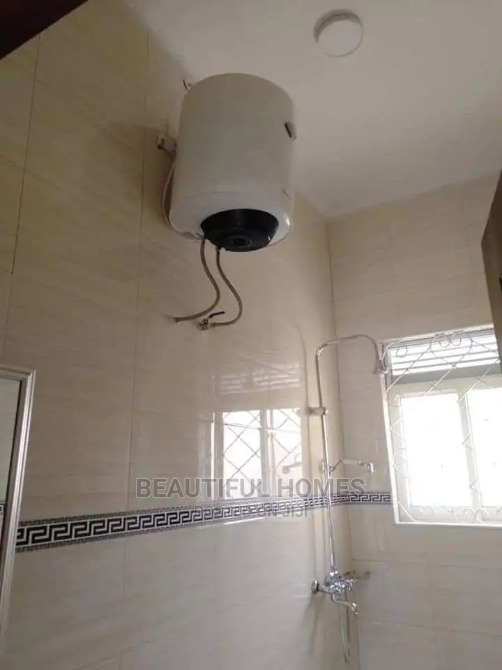Furnished 4bdrm House in Kira for Sale in Kira