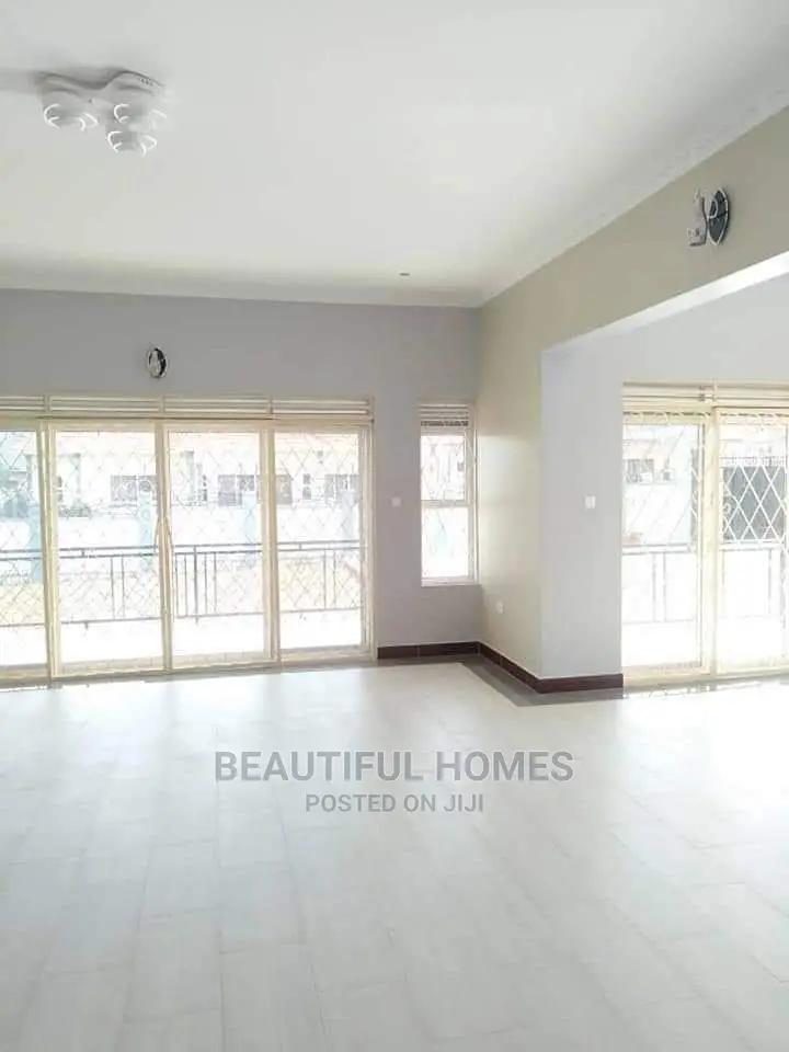 Furnished 4bdrm House in Kira for Sale in Kira
