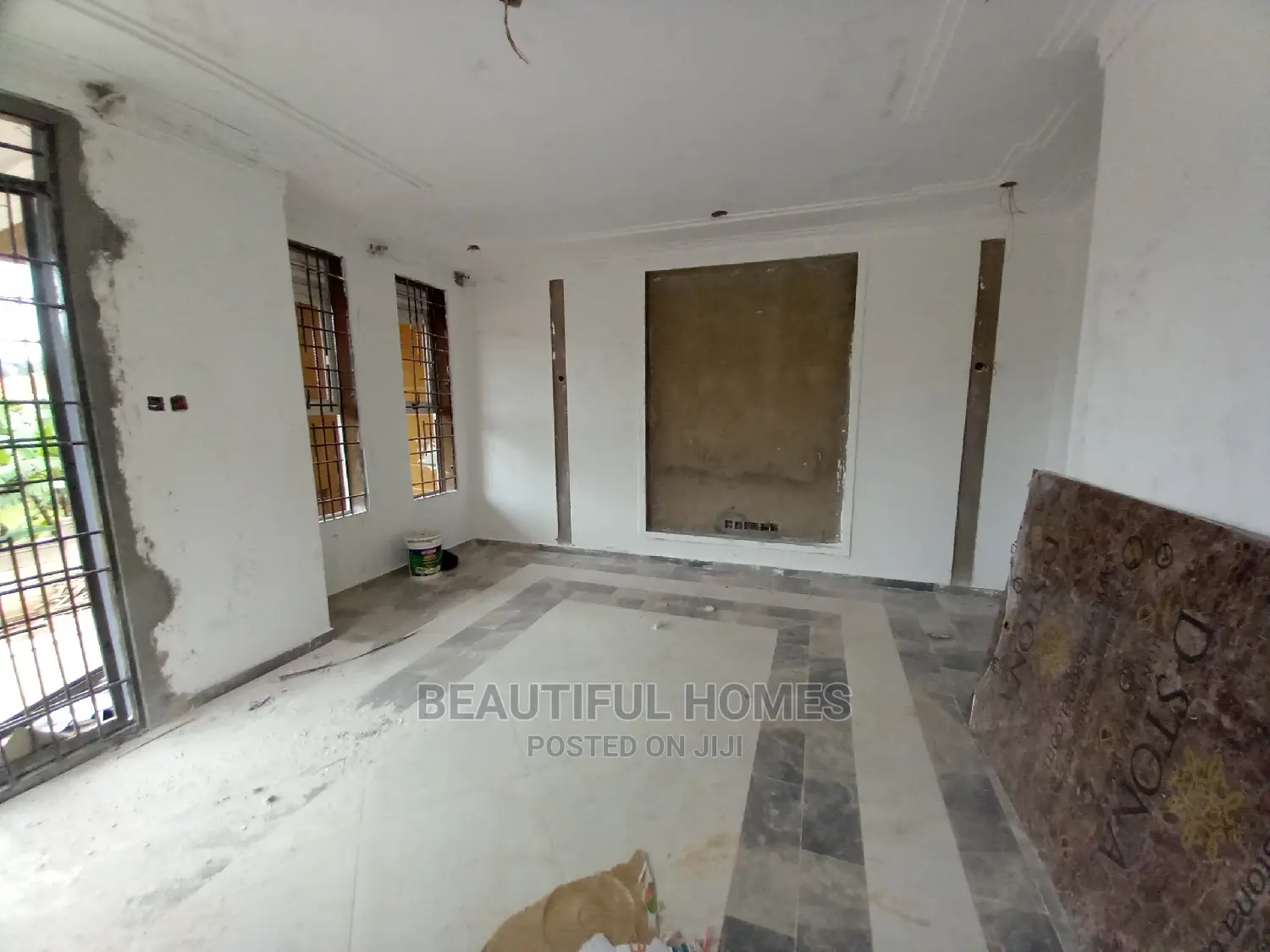 Furnished 5bdrm Mansion in Kira for Sale in Kira