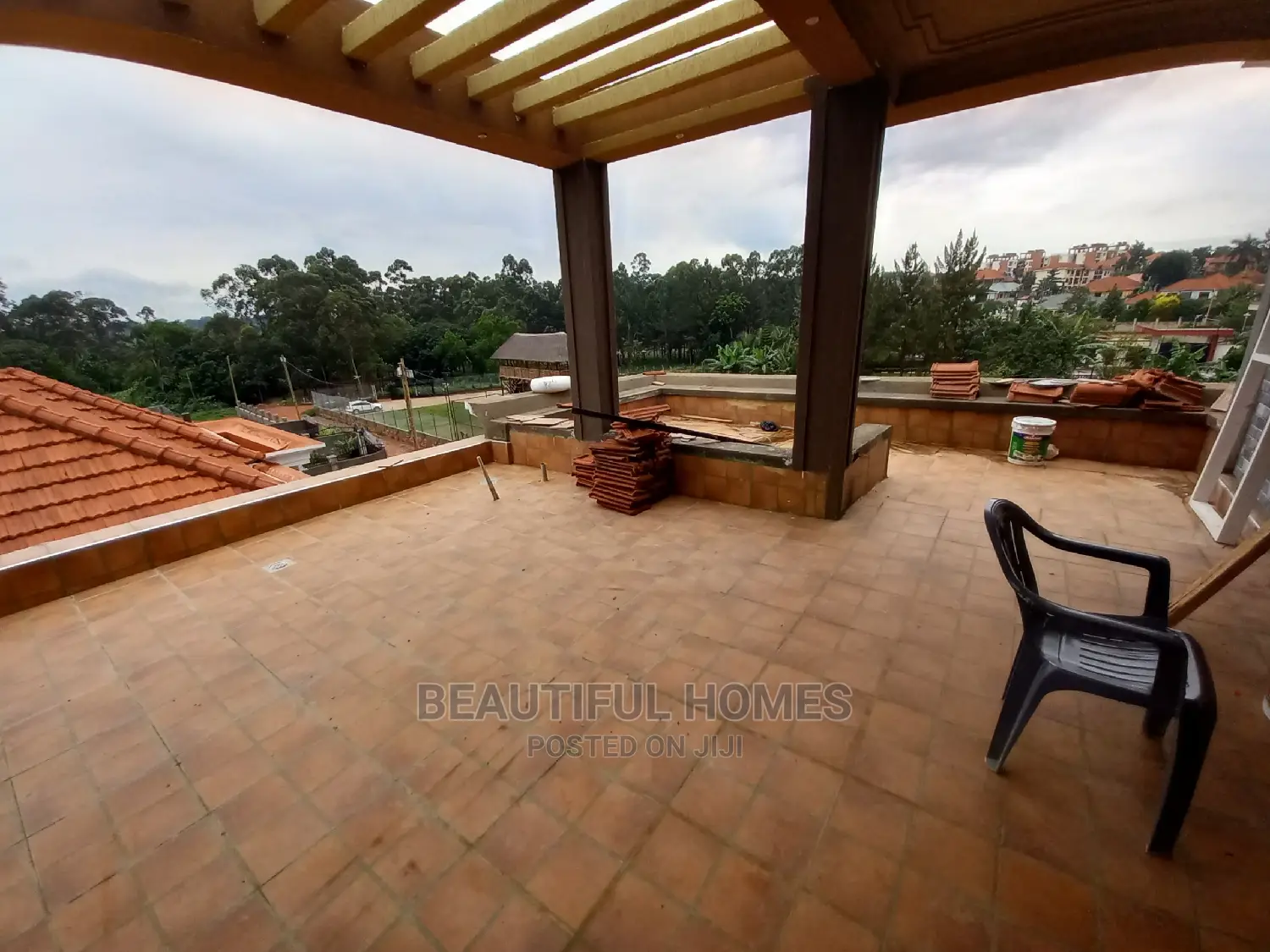Furnished 5bdrm Mansion in Kira for Sale in Kira