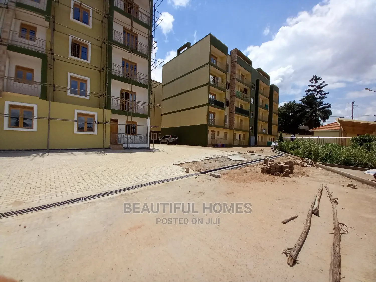 Furnished 2bdrm Condo in Bukoto, Central Division for Sale in Central Division