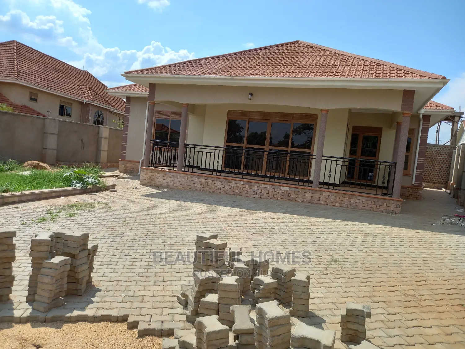Furnished 5bdrm House in Buwate Najjera, Kira for Sale in Kira
