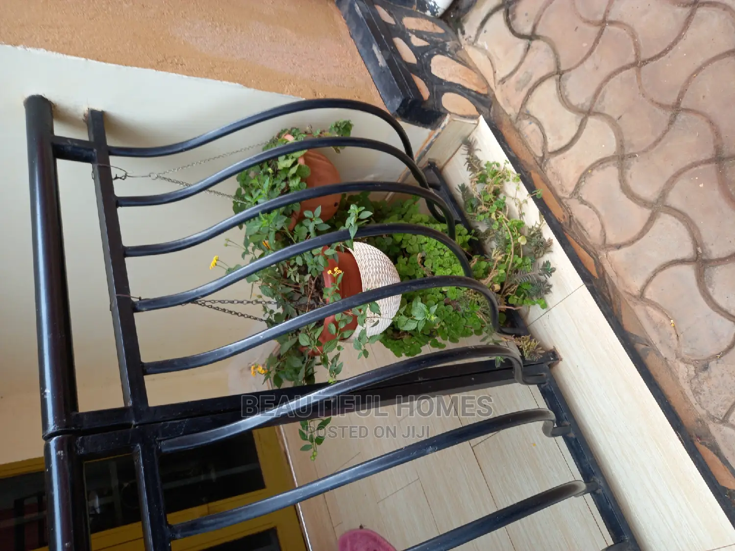 Furnished 5bdrm Mansion in Kasangati, Nangabo for Sale in Nangabo