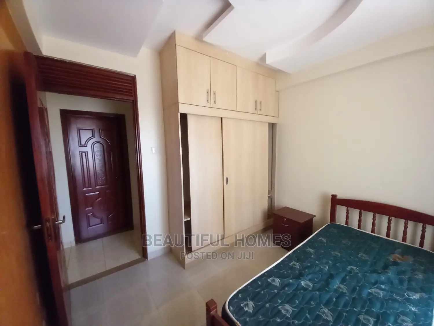 Furnished 3bdrm Condo in Kisaasi, Central Division for Sale in Central Division
